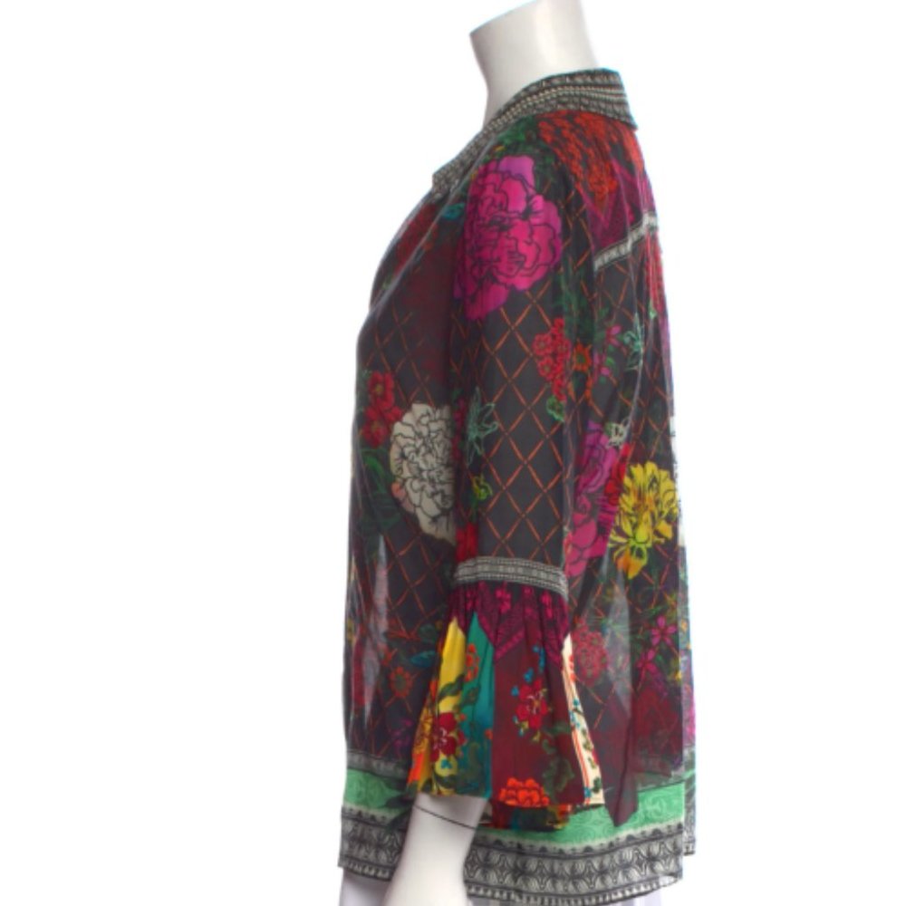 ALICE + OLIVIA Printed V-Neck Blouse - Picture 2 of 4